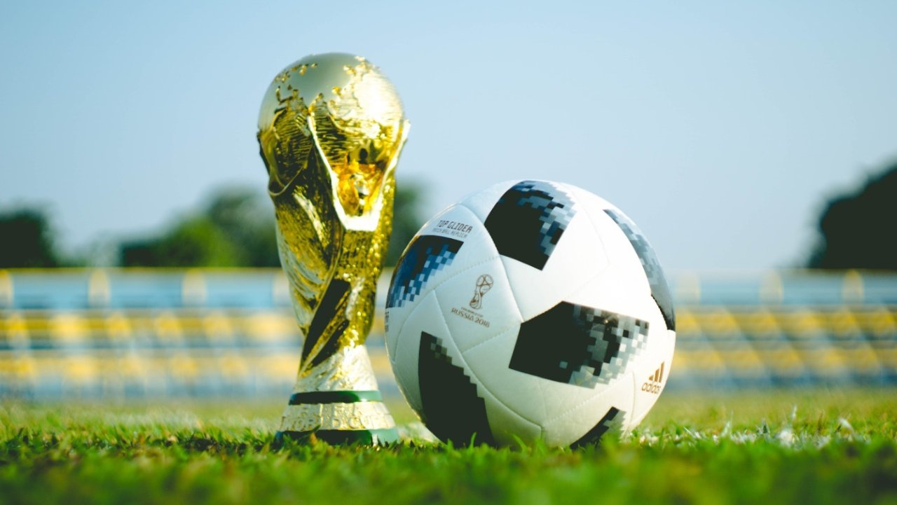 2022 卡塔尔世界杯观看指南 | 11月20日首场开战、观看平台、参赛队伍、比赛时间、赛程安排