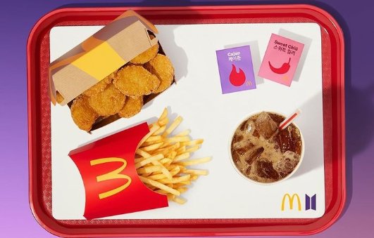 McDonald's x BTS限定套餐$13.1McDonald's x BTS限定套餐$13.1