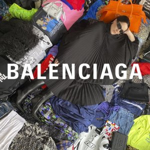 Balenciaga 清仓特卖 老爹鞋史低$441，大衣劲降$2346