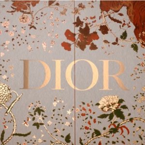 Dior 虎年限定来啦 斑斓虎图腾遍地开花 来看看哪款中意