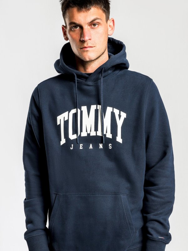 Essential Tommy 卫衣