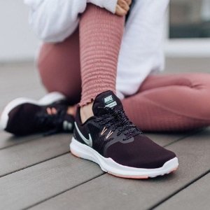Nike 潮鞋专场特卖 时尚超in出街