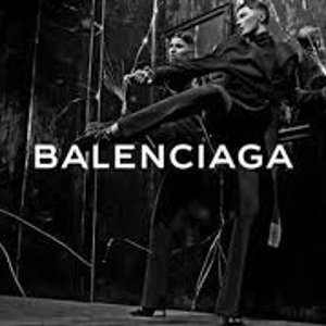 Balenciaga 罕见好价 老爹鞋、袜子鞋、logo服饰、机车包都在线
