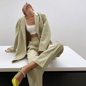 The Frankie Shop | 海莉、Kendall爱穿的西装外套！版型完美