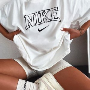 Nike官网 超多T恤上新 牛油果绿基础T、INS风黑白款、香芋紫等