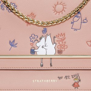 疯抢断货中：Strathberry X Moomin（姆明）系列已经发售