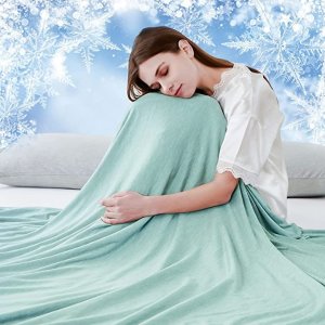 冰绿色夏凉毯 130cm x 170 cm