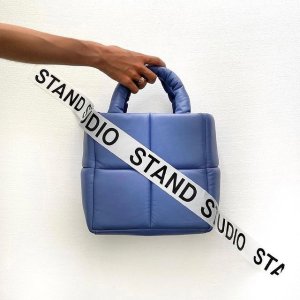 Stand Studio 不易撞款的小众包 毛毛托特包、枕头包反季入
