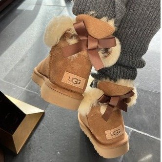 Mini蝴蝶结雪地靴