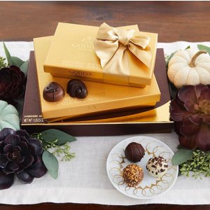 比利时皇室御用巧克力：  Godiva 节日巧克力糖果礼盒特卖