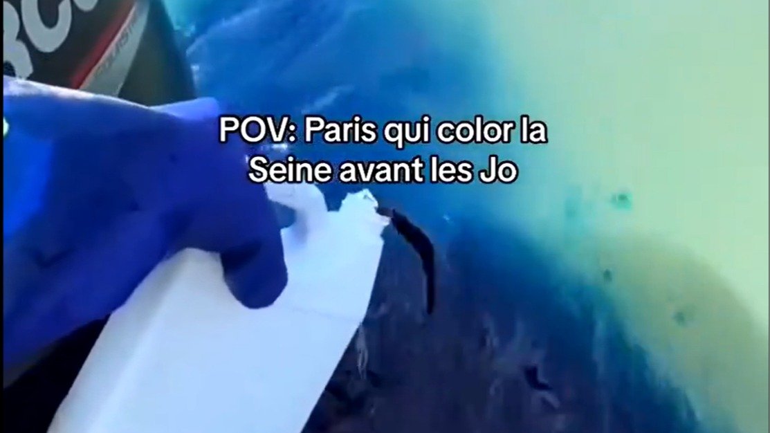 巴黎市政厅向塞纳河中倒蓝色染料？为了奥运让河水“颜色正常”
