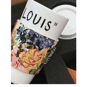 Louis Vuitton春日第一杯咖啡预定@风是从哪来wu～LOUIS LV FLOWER陶瓷杯子+皮革花卉杯套