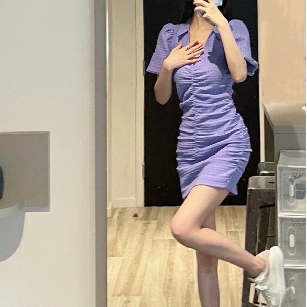 香芋紫V领裙 
