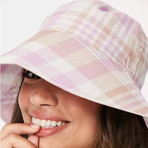 粉色格纹渔夫帽