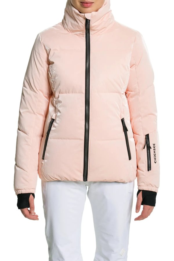 粉色滑雪服