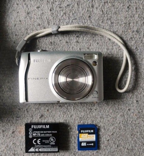 FinePix F Series F40fd 8.3MP 相机
