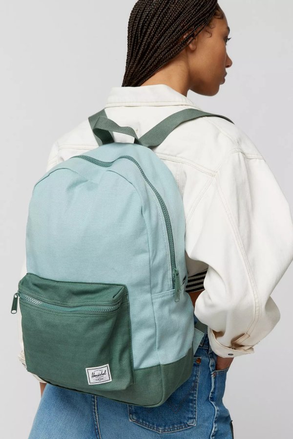 Herschel Daypack 双肩包