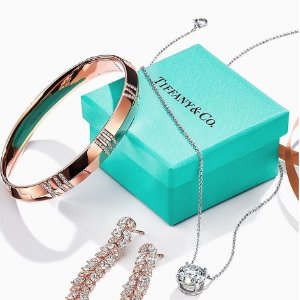 Tiffany & Co 双节送礼指南 唯有爱与珠宝不可辜负