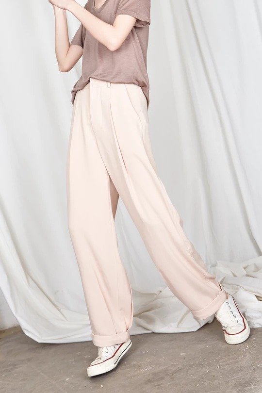 Relaxed High Rise Trousers