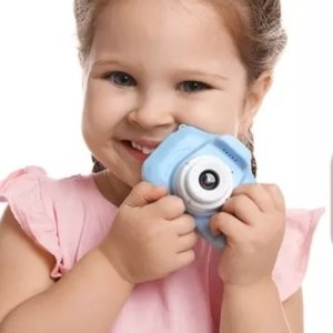 儿童数码相机骨折价 3百万像素+2英寸显示屏 孩子爱不释手