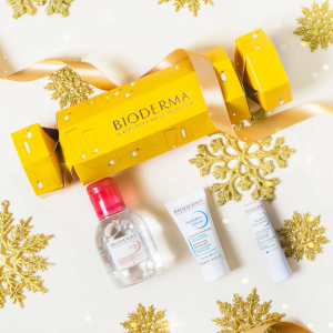 好可爱！Bioderma贝德玛圣诞护肤小礼盒 含粉瓶卸妆！