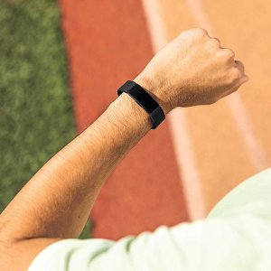 Fitbit Inspire Hr 智能手表  时刻关注健康