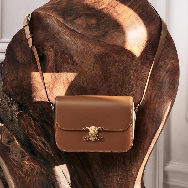 低至4折 trio斜挎包$1099celine 专场闪购热卖 经典凯旋门斜挎包$2499