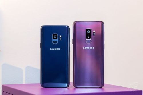 Samsung Galaxy S9 SM-G960U 64GB 