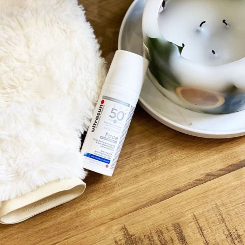 Spf50+ 面部防晒凝胶 抗老