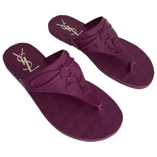 紫色夹脚拖鞋