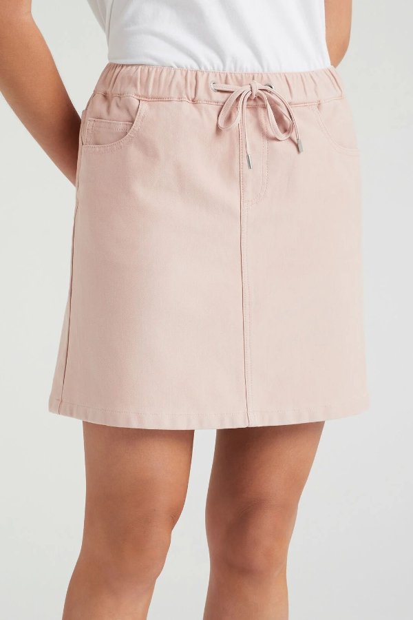 粉色短裙