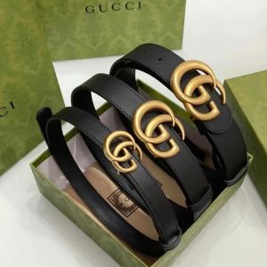 Gucci 顶奢下凡！经典卡包、老花相机包、公文包等