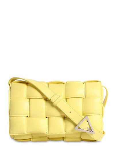 黄色枕头包