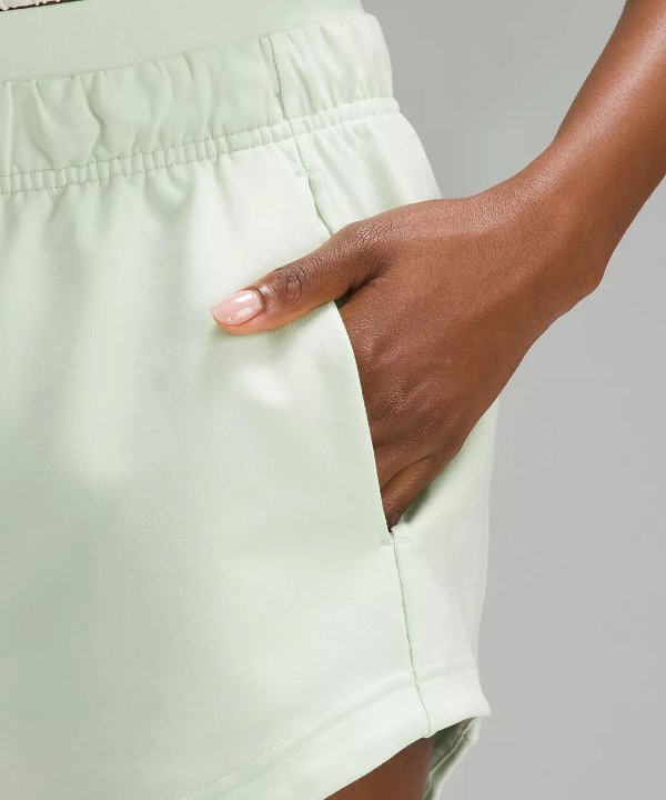 Inner Glow 高腰短裤 3" | Women's Shorts | lululemon