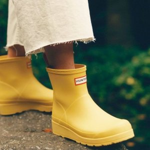 Hunter 时尚雨靴 从此爱上下雨天 €42收大童款雨靴