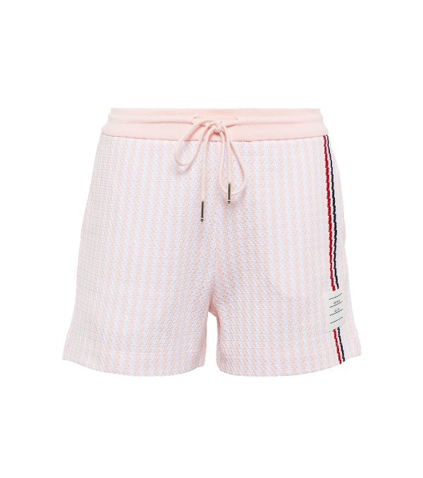 粉色条纹短裤
