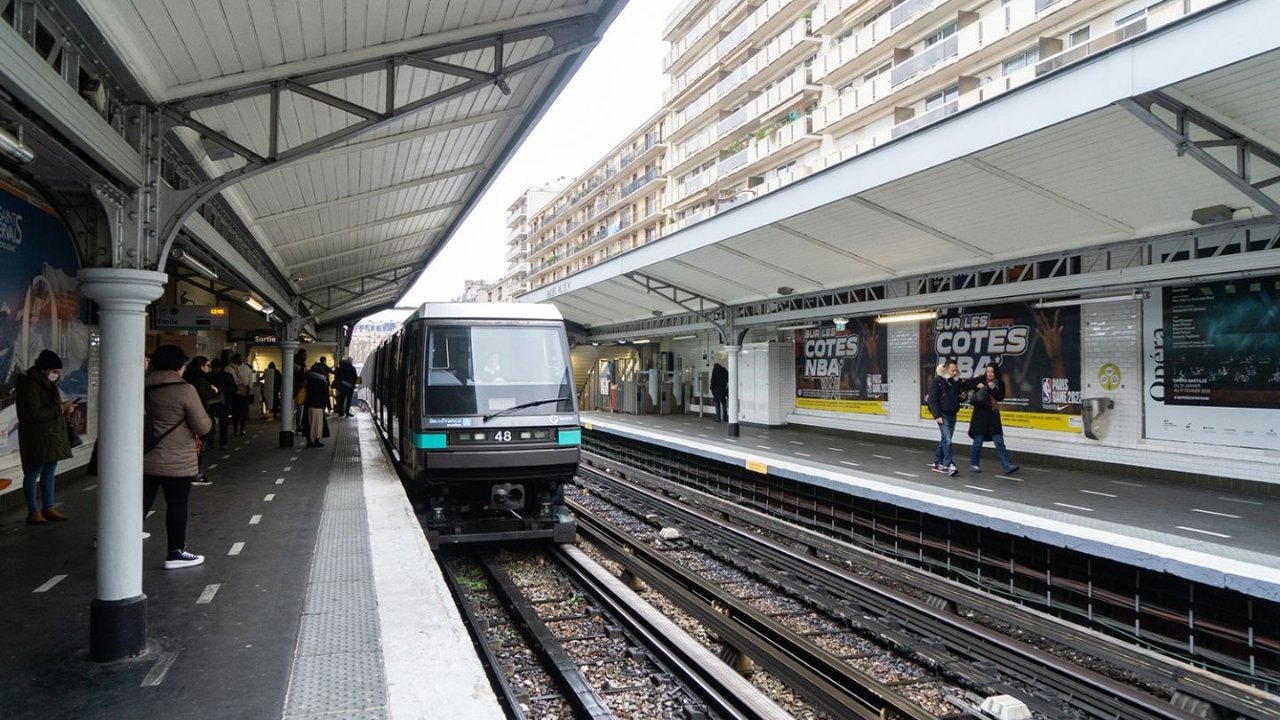 今秋巴黎地铁6号线部分线路将关闭5天 - 涉及这段时间和这些站点
