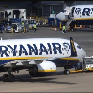 Ryanair 瑞安航空新一轮特价机票 巴黎出发 €14.99游欧洲
