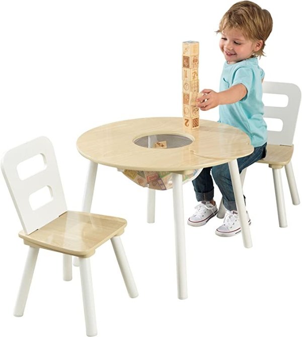 木制圆桌和 2 椅套装，带中心网状储物空间 - 自然色和白色，适合 3-6 岁儿童的礼物 23.5 x 23.5 x 17.3
