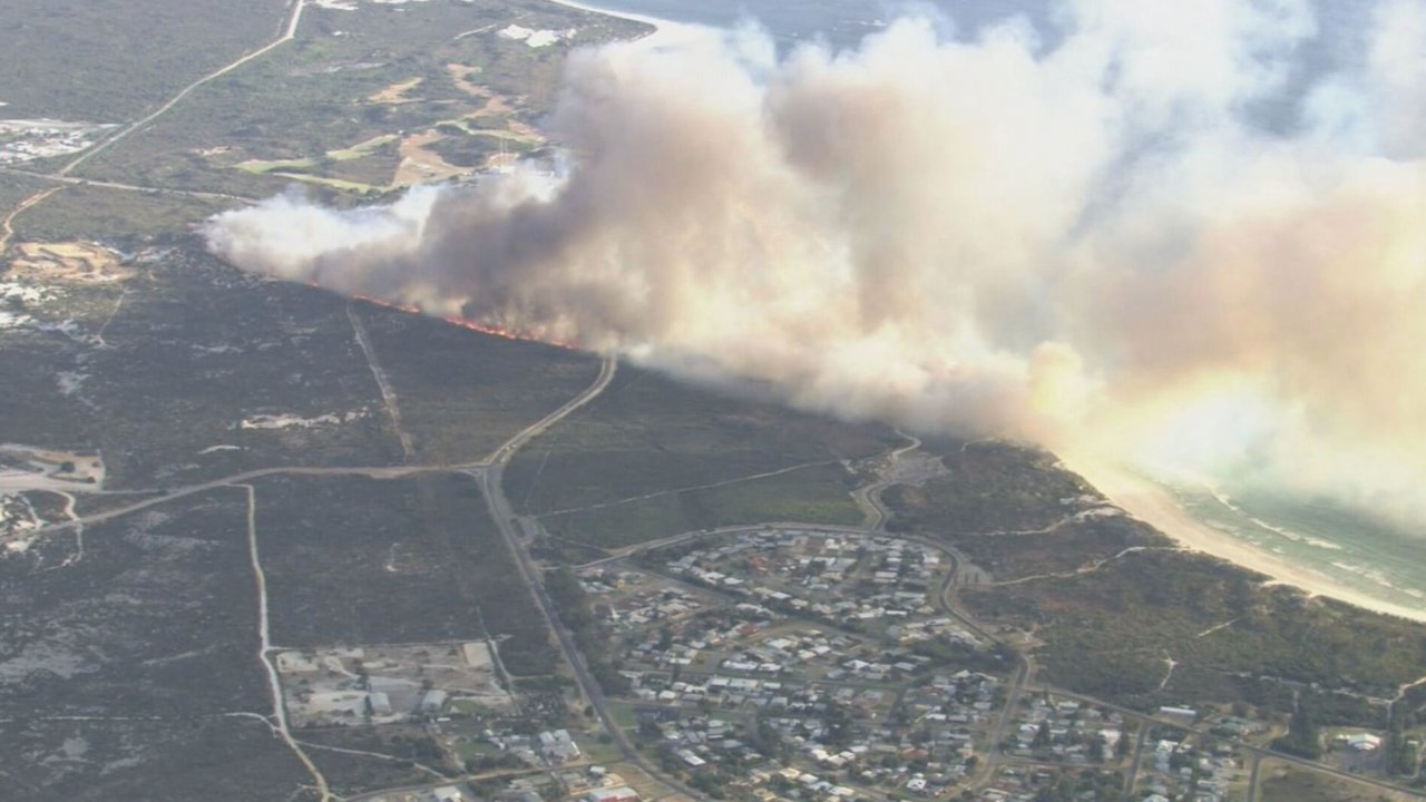 西澳山火正肆虐！太可怕，多地发布紧急警告，居民生命财产安全受到威胁！