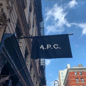 A.P.C 超值大促 法式简约小众品牌 收Tote、半月包、连衣裙