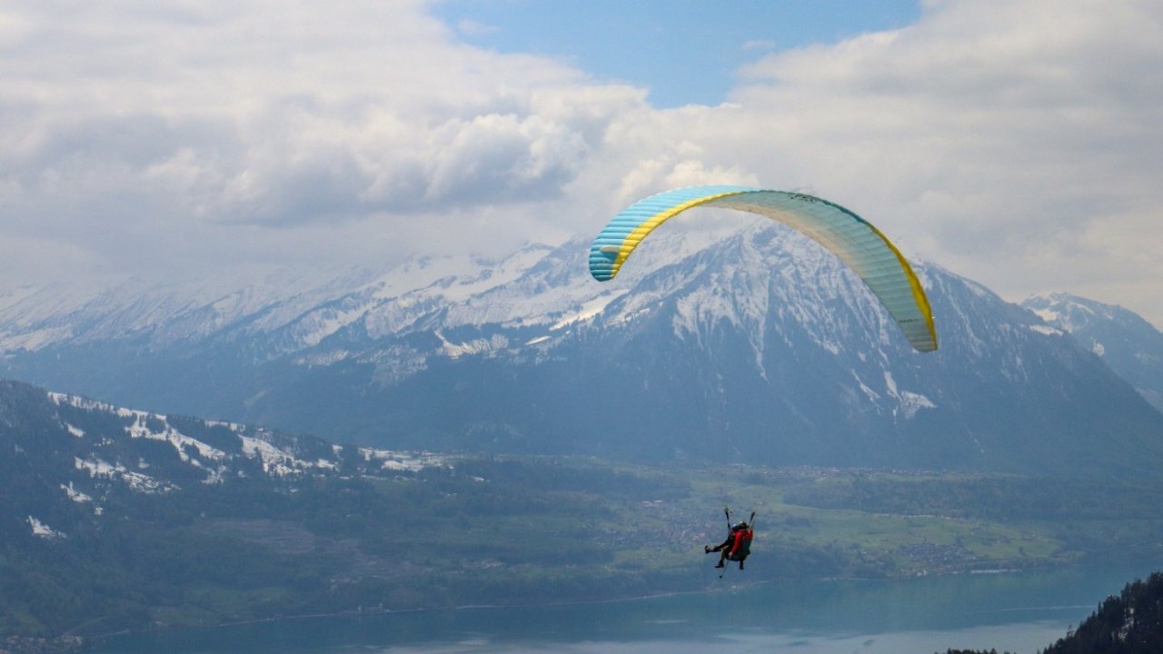 极限运动爱好者快来看，法国人都喜欢去这些地方玩滑翔伞parapente！