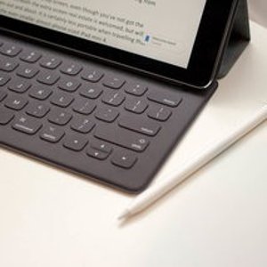 苹果官方 iPad Pro 12.9寸 外接键盘 平板摇身变电脑