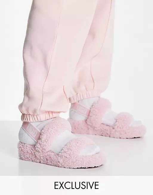 泰迪熊粉色凉鞋