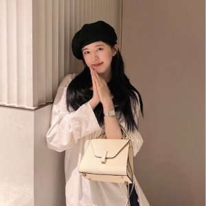 罕见7.5折 封面赵露思同款€2437Valextra 低调高奢包包 比肩爱马仕 Iside腰包€825