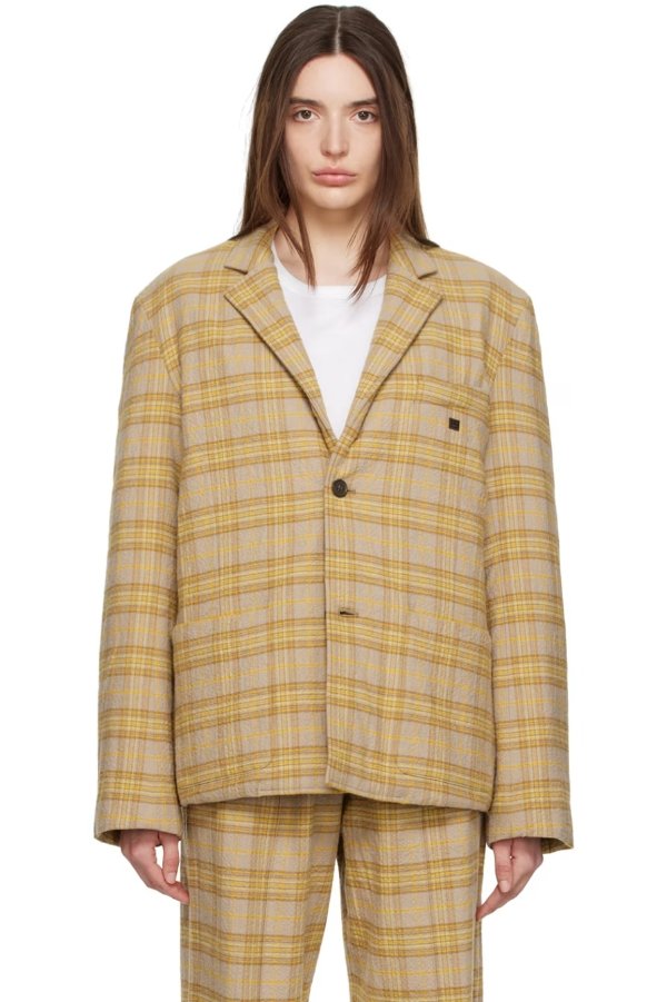 黄棕色格子外套