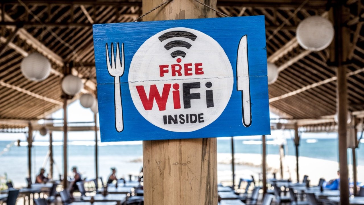 2020 法国免费wifi实用攻略 | 手机老是信号不好，手把手教你如何正确且免费蹭WiFi