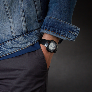 卡西欧男士 10年电池 石英树脂运动手表 便宜耐用