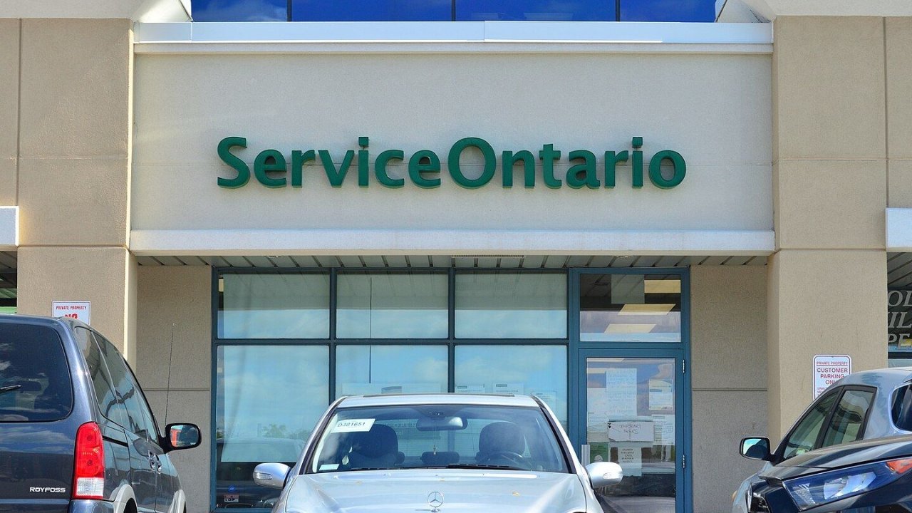 Service Ontario扩大服务，开设4个现场公证服务点，可以在线注册车辆！