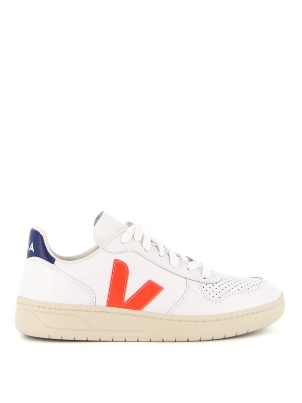 V-10 小白鞋